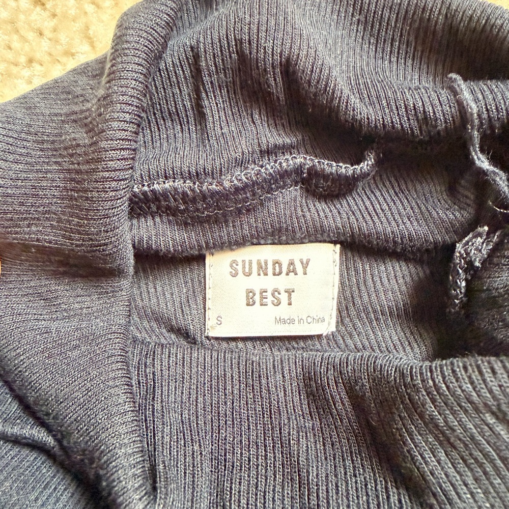 Aritzia Sunday Best Charcoal/black Ribbed Long sleeve top, size S